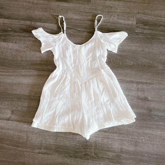 Romper - Picture 3 of 5